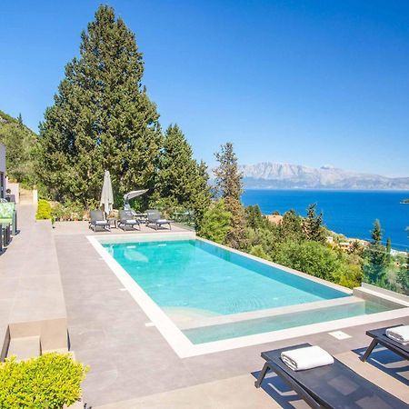 Villa Ino Lefkas Nydri  Buitenkant foto